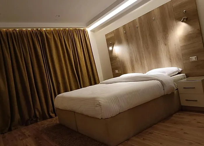 Sheraton Ocean 506 - Private Apartments